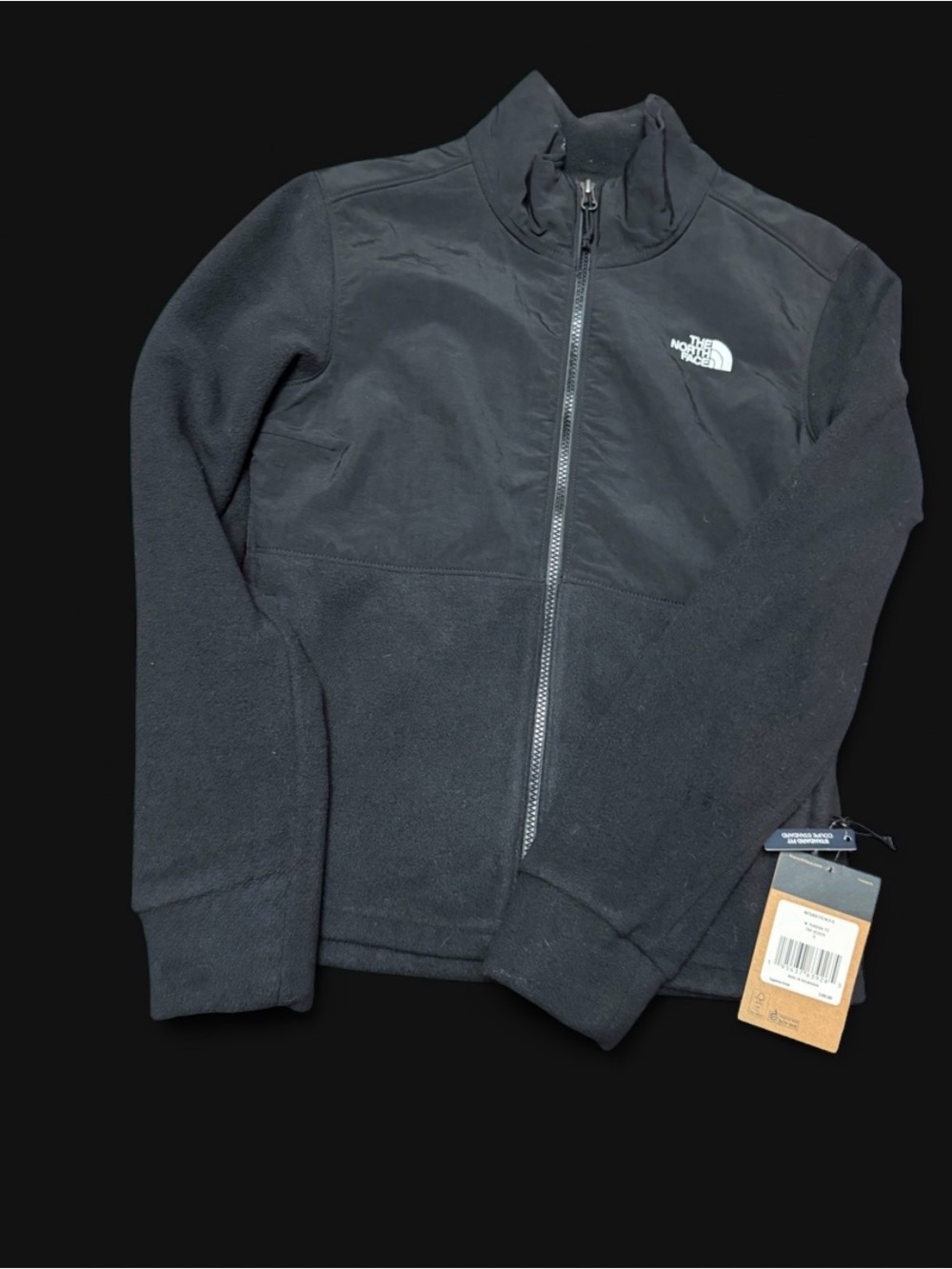 The North Face Men’s Black Full-Zip Lightweight Fleece Jacket